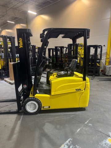2020 YALE ERP040VTN 4000 LB 82/187" 3 STAGE MAST SIDE SHIFTER ELECTRIC FORKLIFT CUSHION 832 HOURS STOCK # BF986289-BUF - United Lift LLC