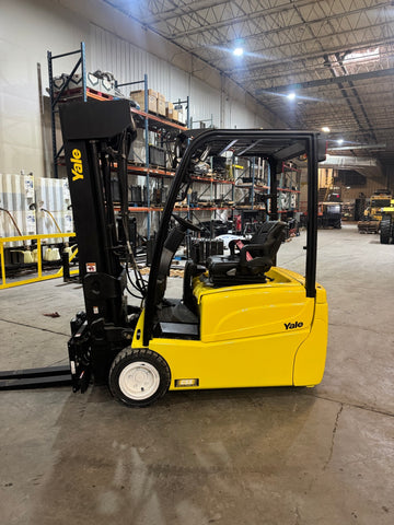 2022 YALE ERP040VTN36TQ090 4000 LB 90/259" QUAD MAST SIDE SHIFTING FORK POSITIONER 3 WHEEL 36V ELECTRIC FORKLIFT 848 HOURS STOCK # BF9116179-BUF