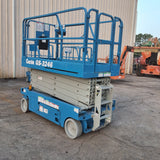 2015 GENIE GS3246 SCISSOR LIFT 32' REACH 24 VOLT ELECTRIC SMOOTH CUSHION TIRES 406 HOURS STOCK # BF993529-WIBFL - United Lift LLC