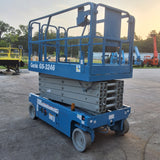 2015 GENIE GS3246 SCISSOR LIFT 32' REACH 24 VOLT ELECTRIC SMOOTH CUSHION TIRES 406 HOURS STOCK # BF992529-WIBFL - United Lift LLC