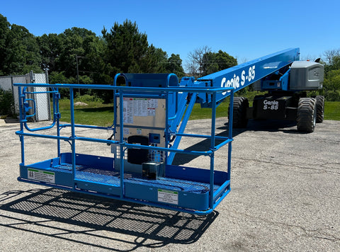 2014 GENIE S85 TELESCOPIC STRAIGHT BOOM LIFT AERIAL LIFT WITH JIB ARM 85' REACH DIESEL 4WD 2506 HOURS STOCK # BF9499539-WIB - United Lift LLC