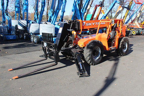 2016 SKYTRAK 10054 10000 LB DIESEL TELESCOPIC FORKLIFT TELEHANDLER 4WD OUTRIGGERS 3101 HOURS STOCK # BF9695159-NLE - United Lift LLC