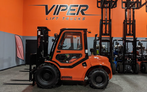 2021 VIPER RTD25 5000 LB DIESEL FORKLIFT PNEUMATIC 90/189" 3 STAGE MAST SIDE SHIFTER ENCLOSED HEATED CAB STOCK # BF9393929-ILIL - United Lift Used & New Forklift Telehandler Scissor Lift Boomlift